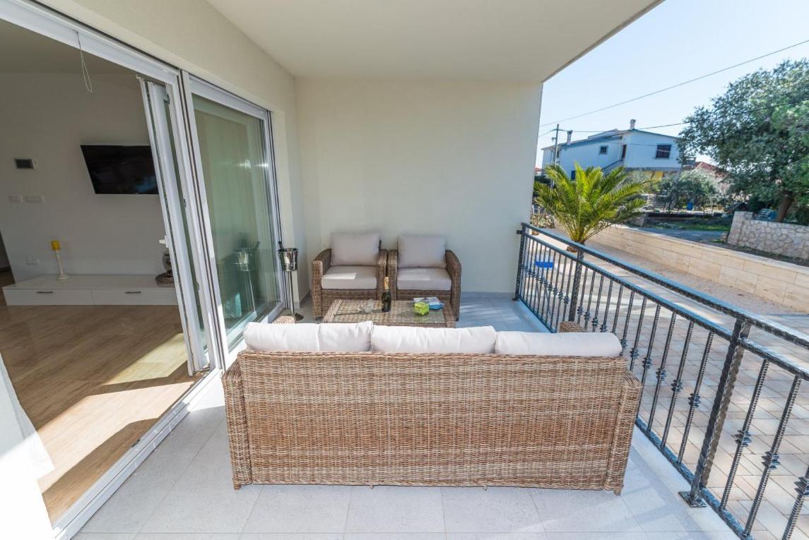 Apartmann Vir Exterior photo